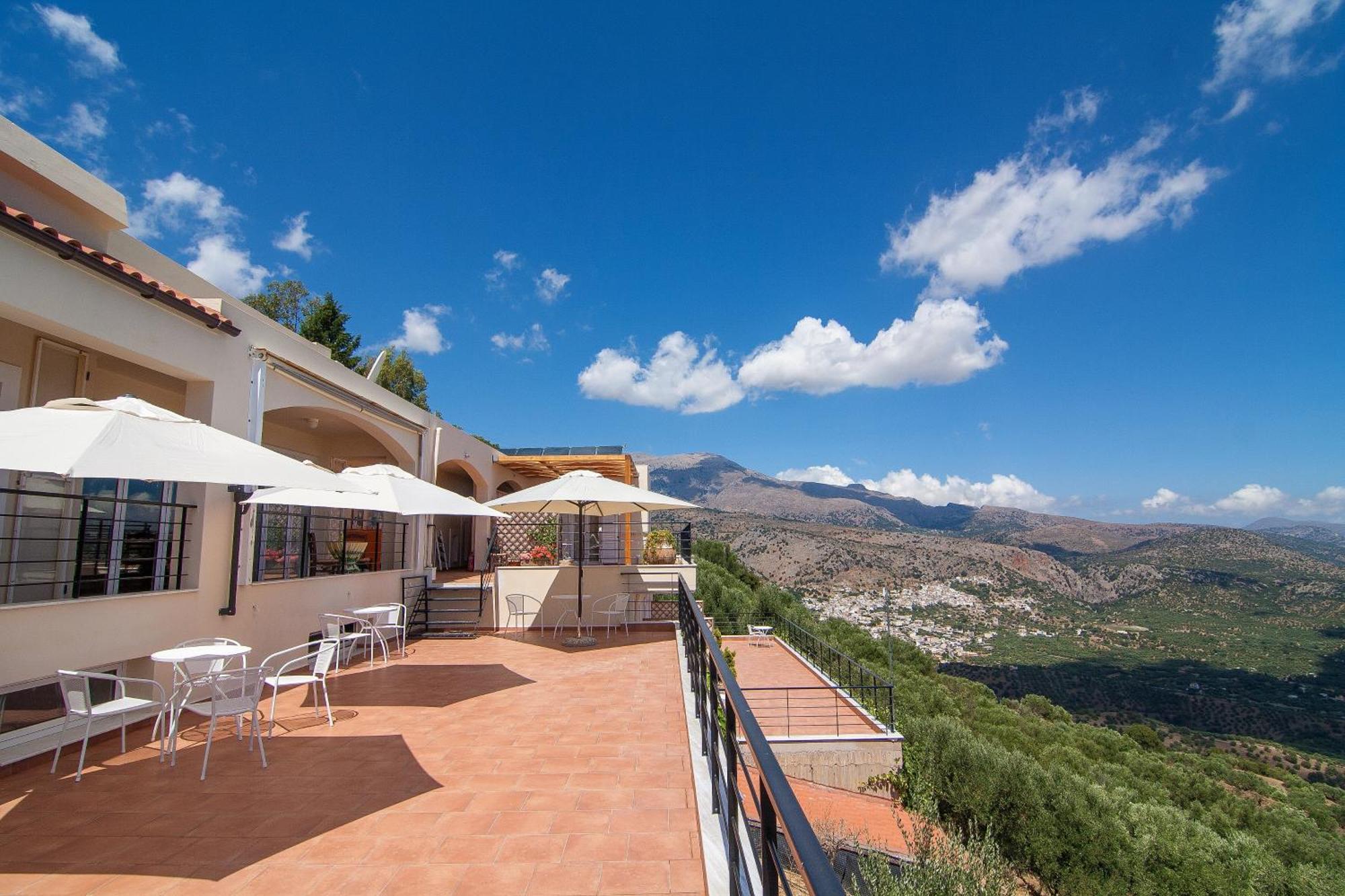 Villa Dio Petres Kroustas Екстер'єр фото
