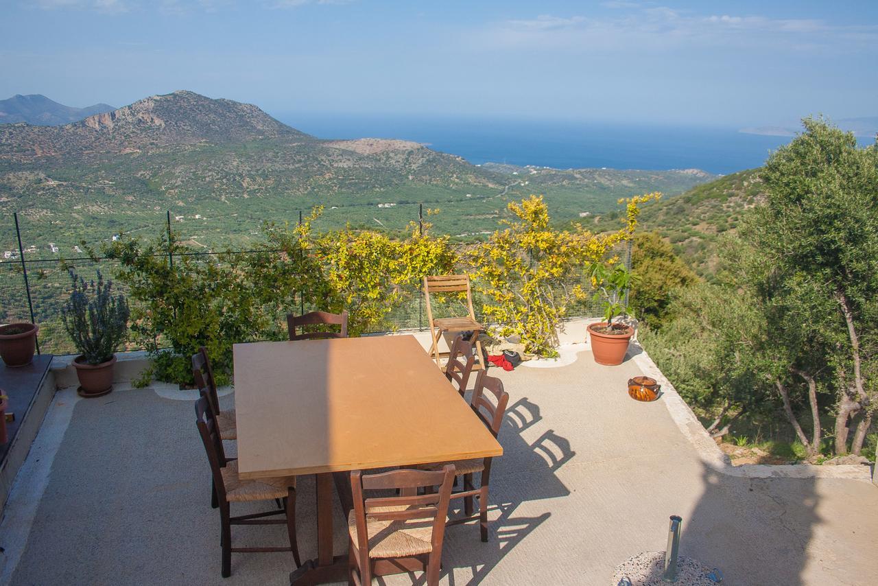 Villa Dio Petres Kroustas Екстер'єр фото